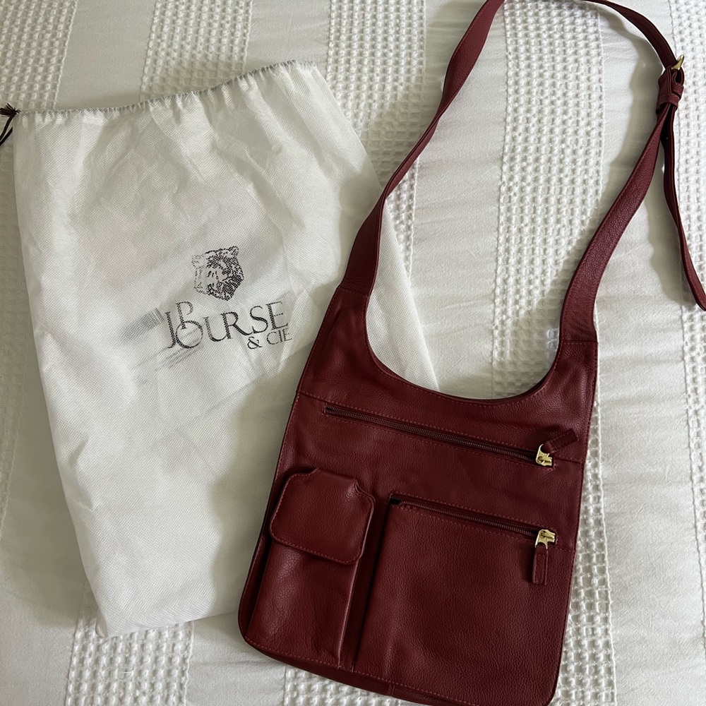 Leather Cross post bag, never used, wine colored.